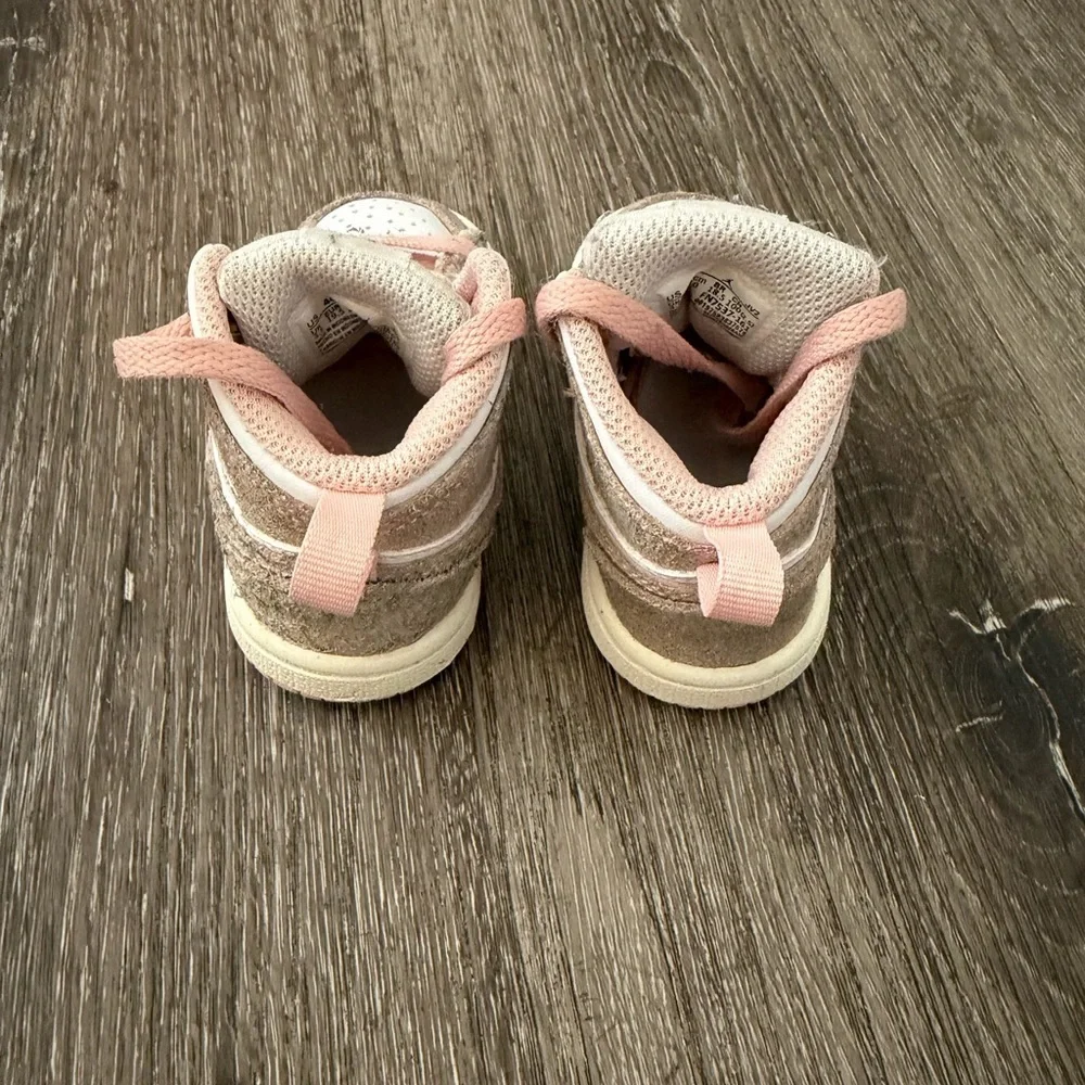 Jordan Kids High-Top Sneakers in Pink and White